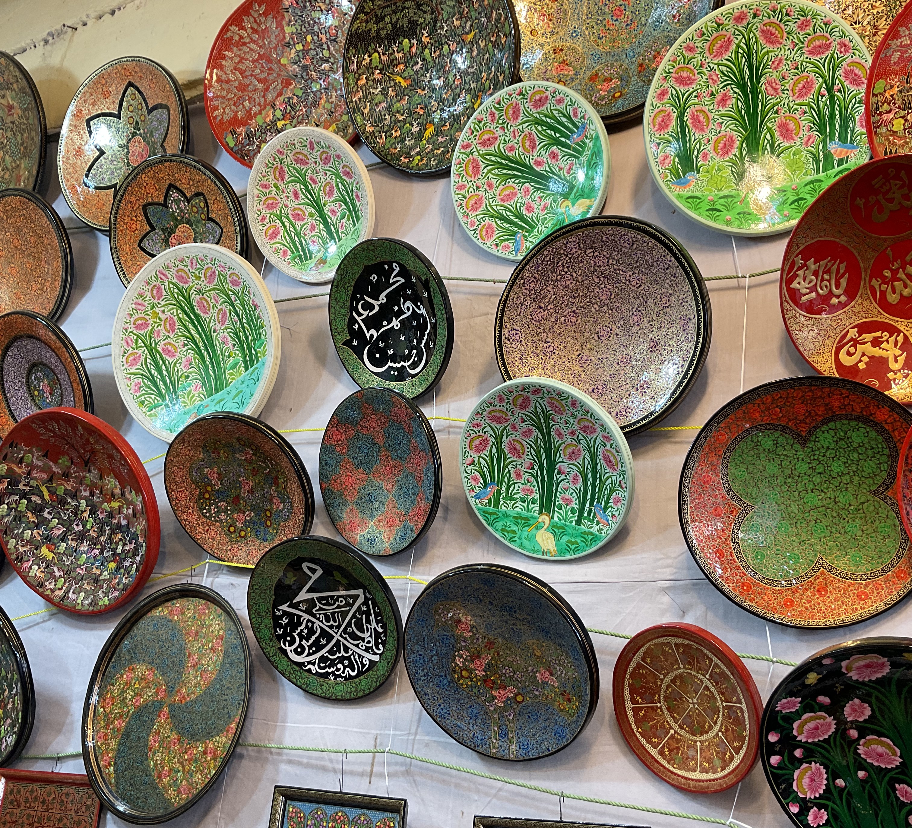 Kashmir papier-mâché product example 1